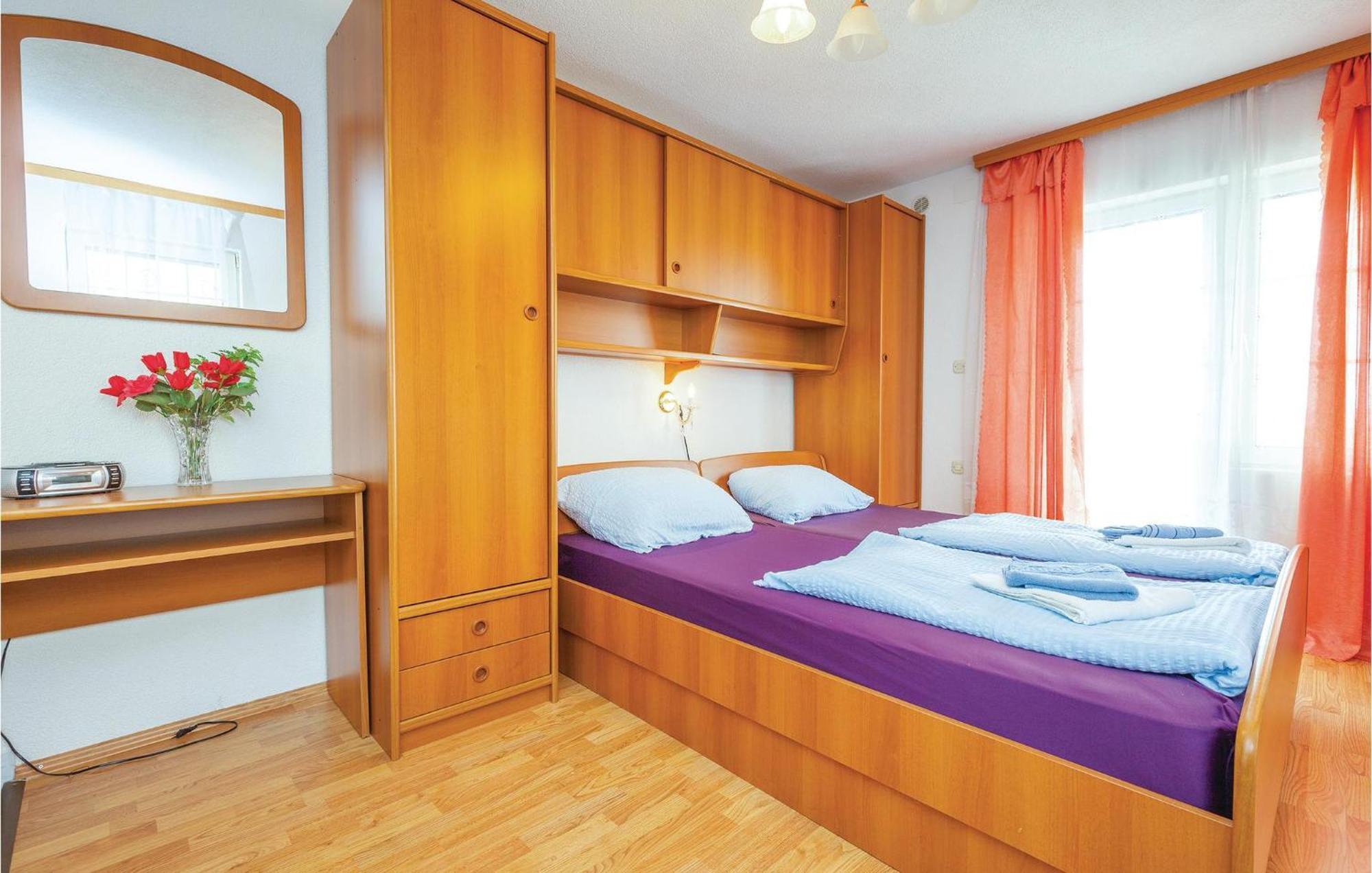Nice Apartment In Crikvenica With Kitchen Exterior photo